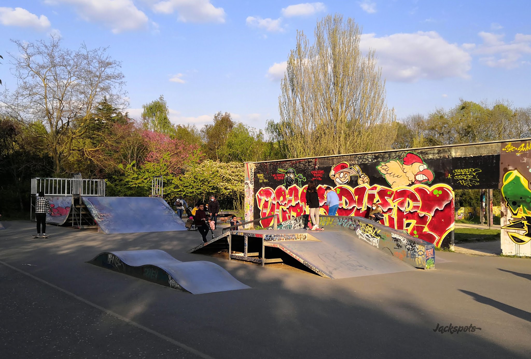 Parc de Lilla Vitry sur Seine Skate Spot