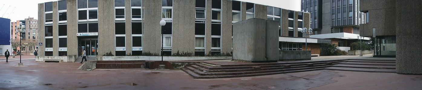 Préfecture Cergy Skate Spot