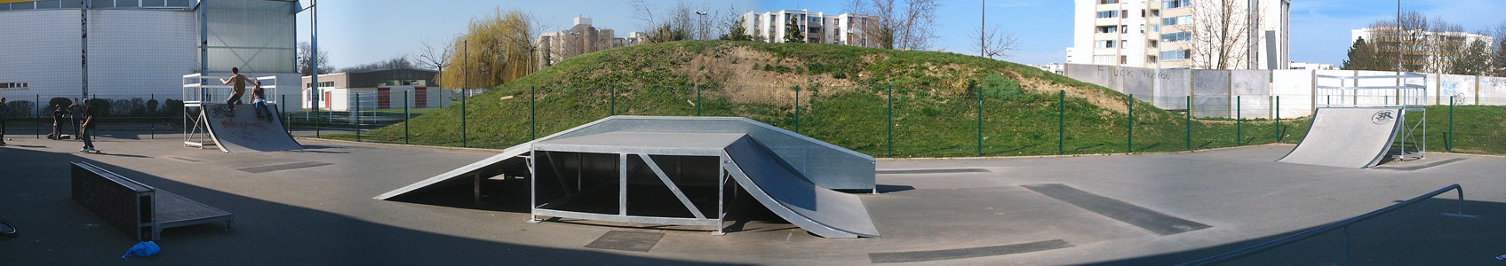 Gymnase Mathieu Franconville Skate Spot