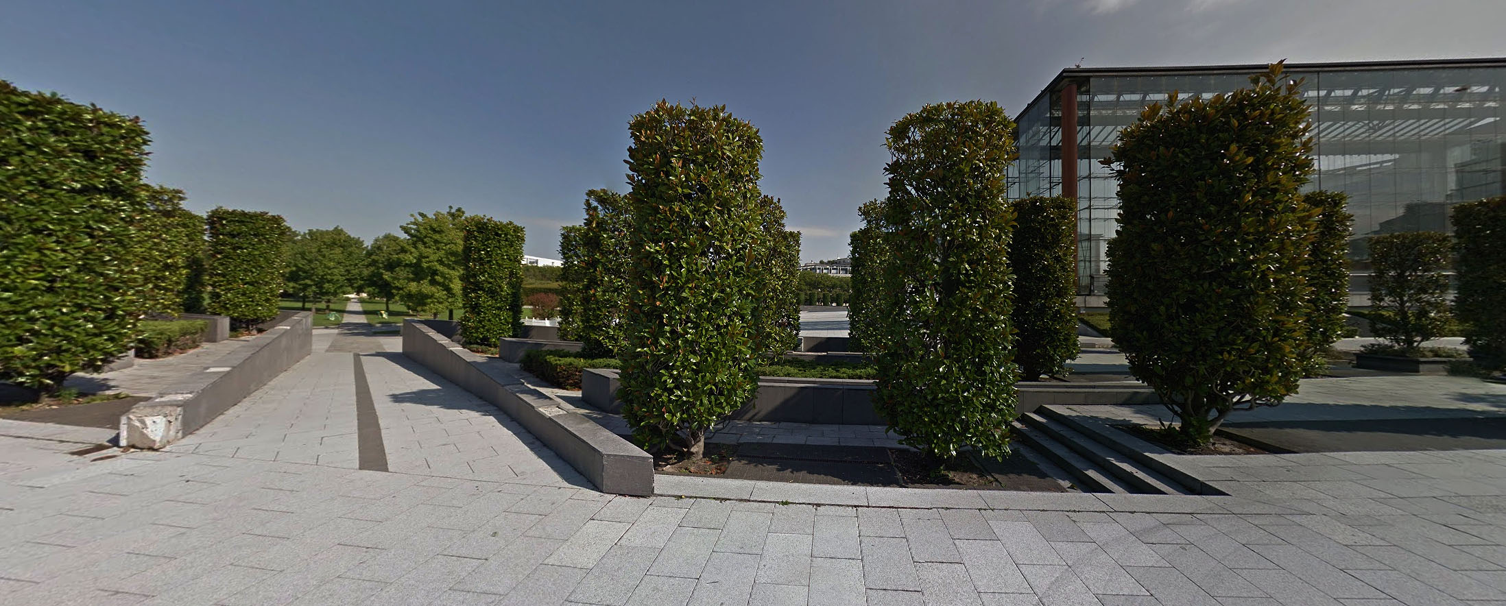Parc André Citroën Paris Skate Spot