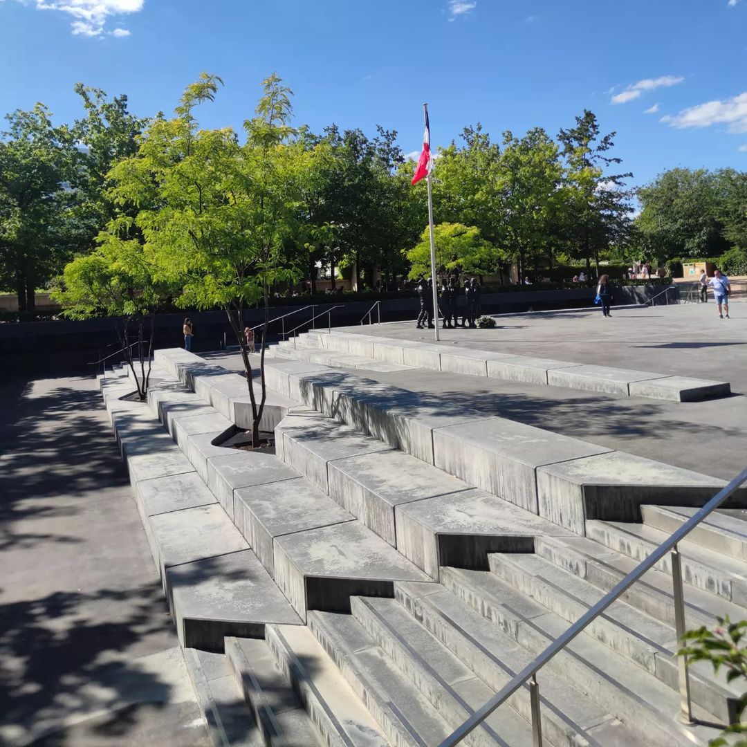 Jardin Eugénie Djendi Paris Skate Spot