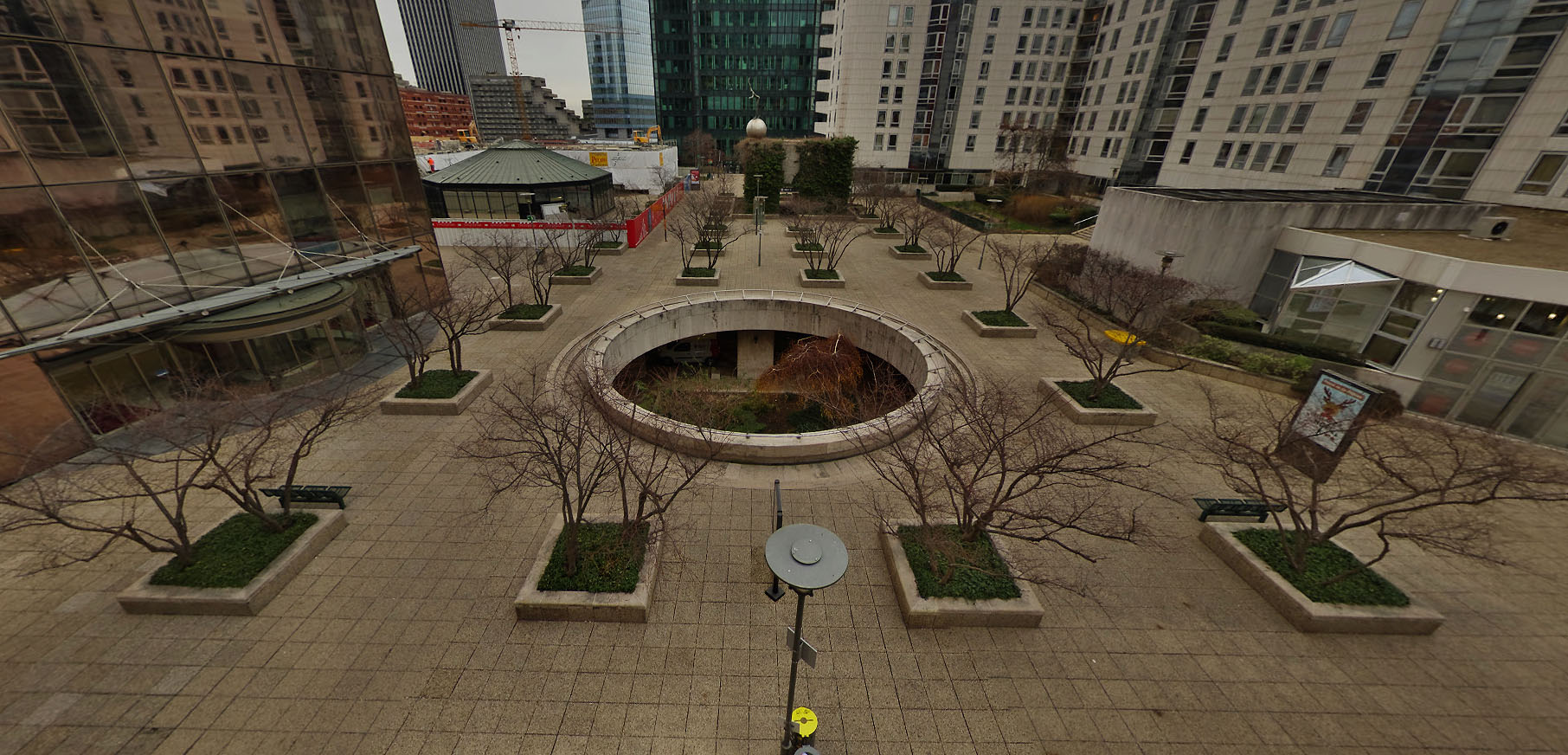 Tour Manhattan Courbevoie Skate Spot