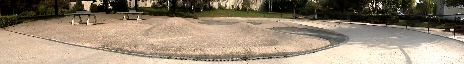 Square Henri Huchard Paris Skate Spot