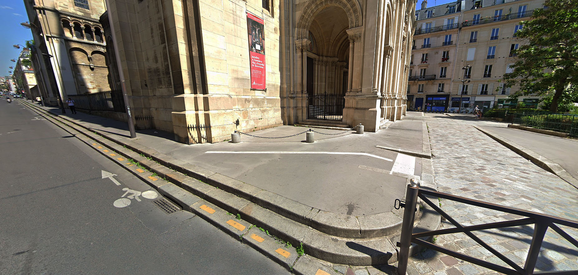 Église Saint Ambroise Paris Skate Spot