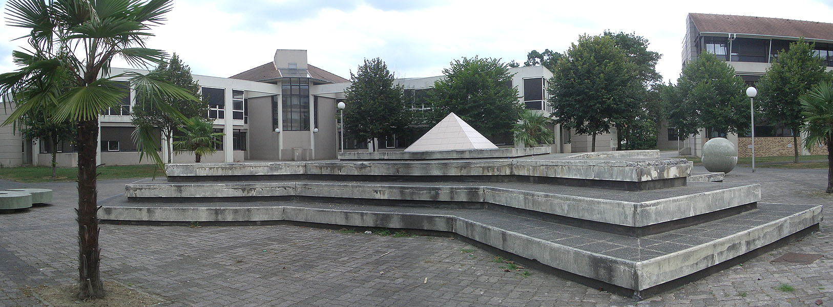 Fac Pau Skate Spot