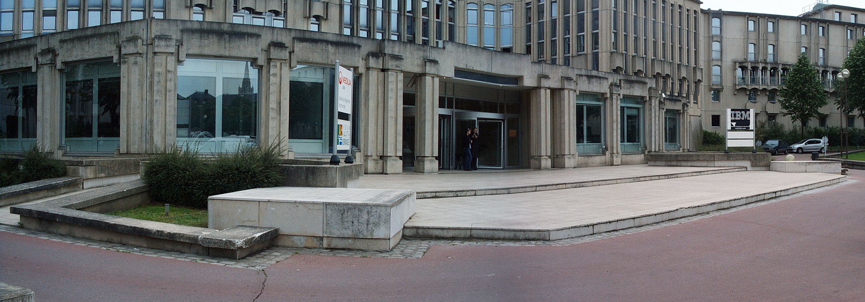 Hôtel de Région Rouen Skate Spot