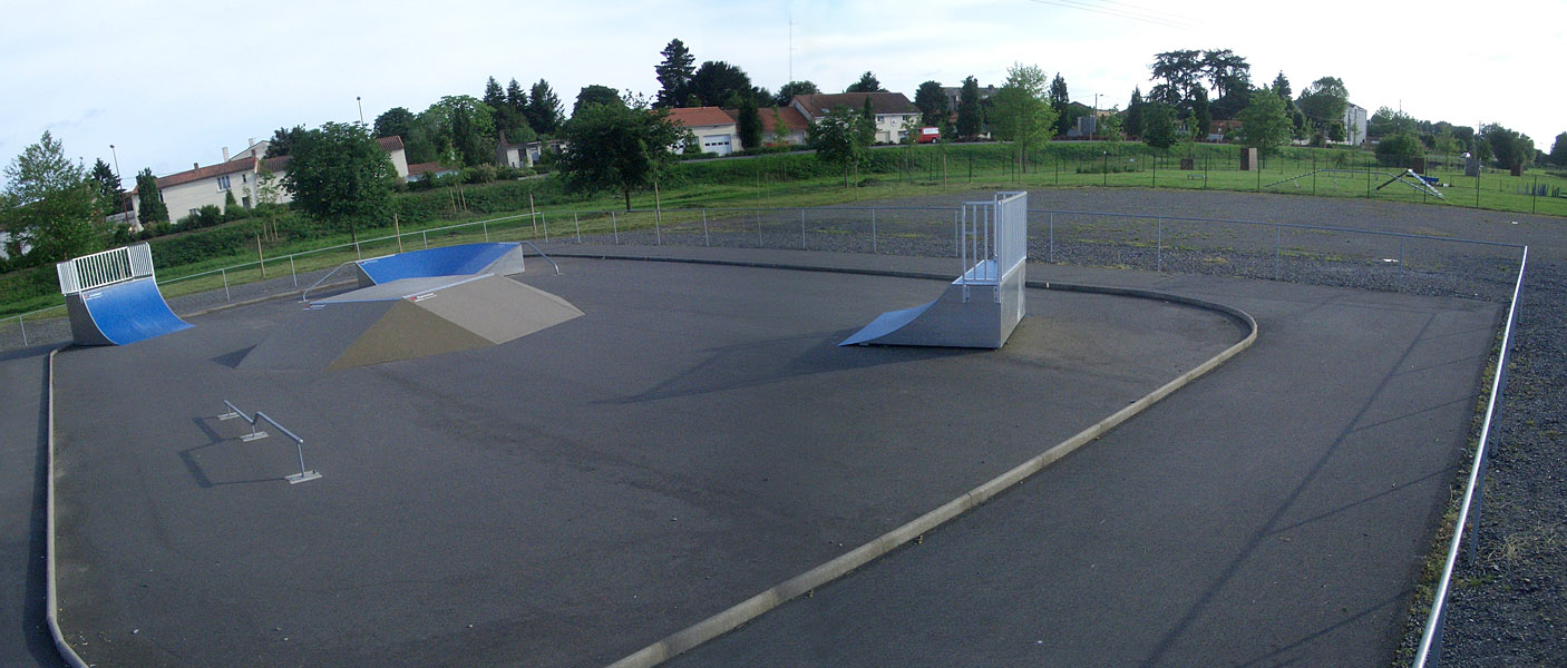 Centre Socioculturel Saint Julien de Concelles Skate Spot