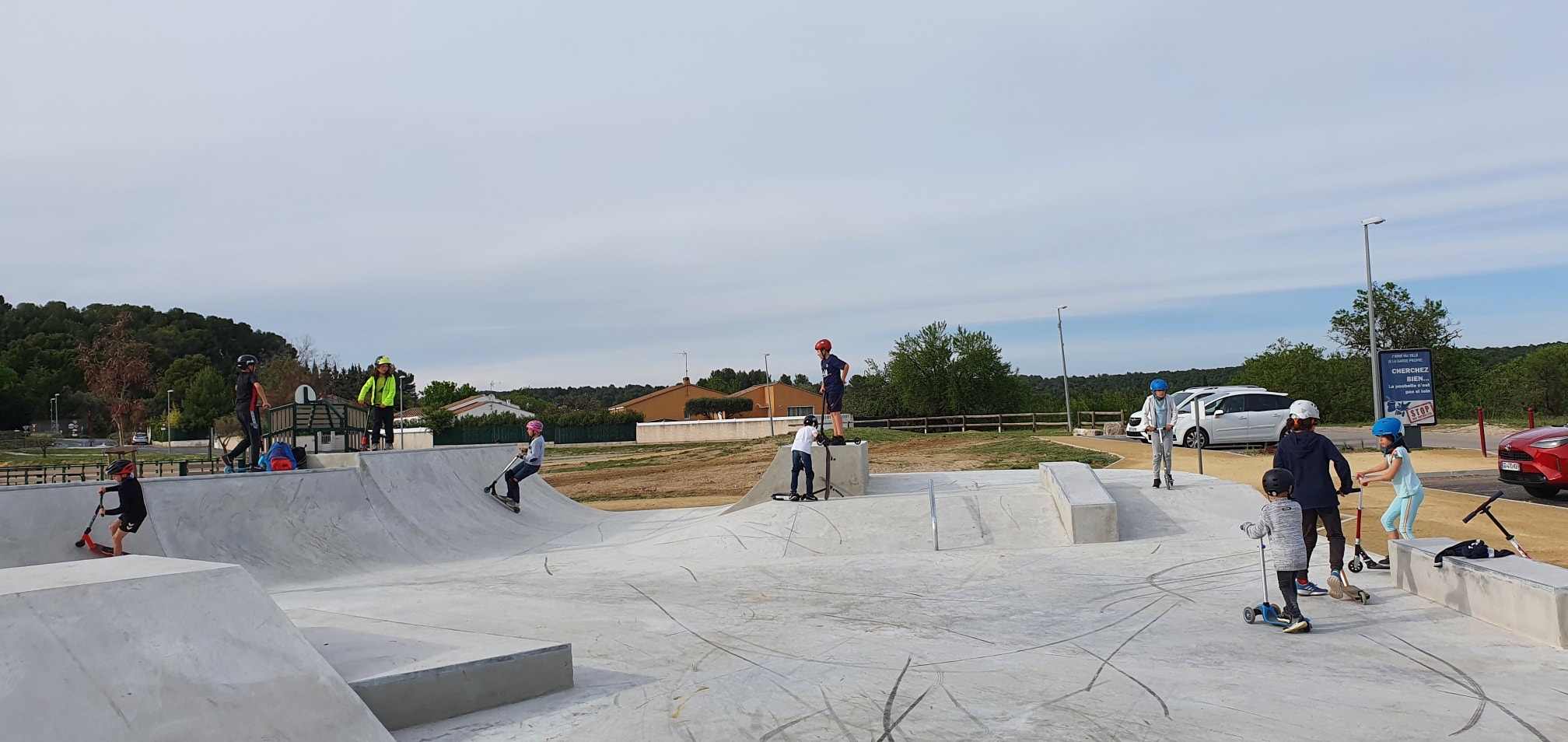Camp de Liouse Teyran Skate Spot