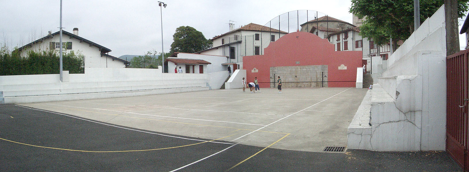 Fronton Urrugne Skate Spot