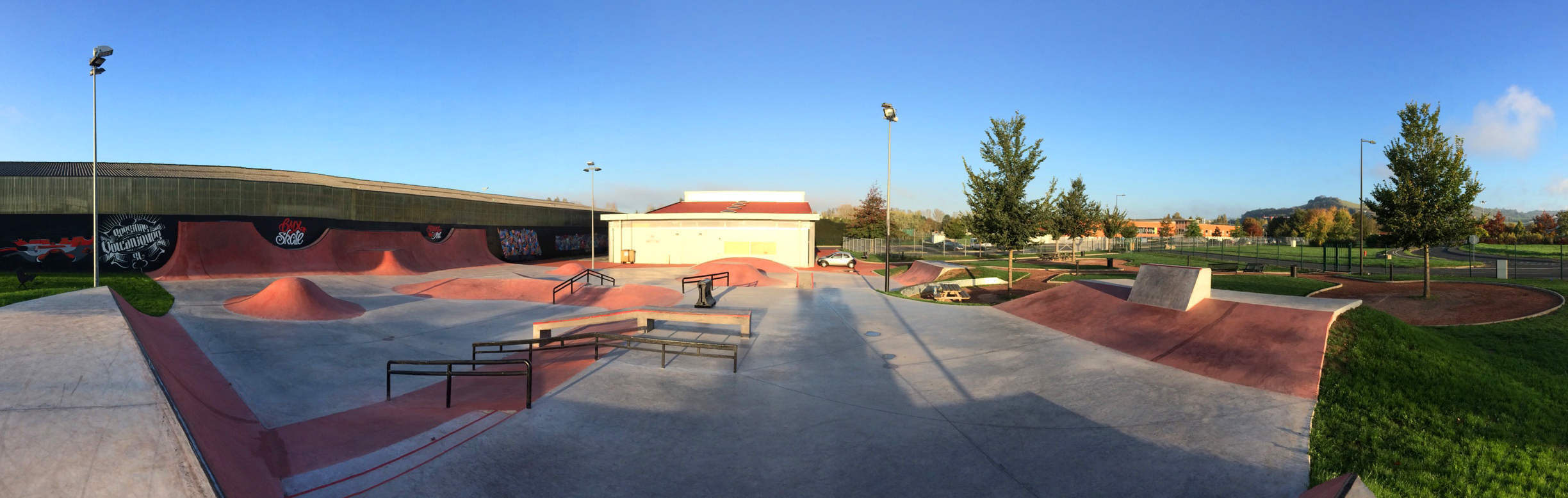 L’ Épicentre Ext Aurillac Skate Spot