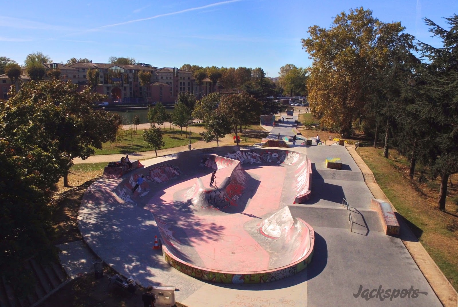 Ponts Jumeaux Toulouse Skate Spot