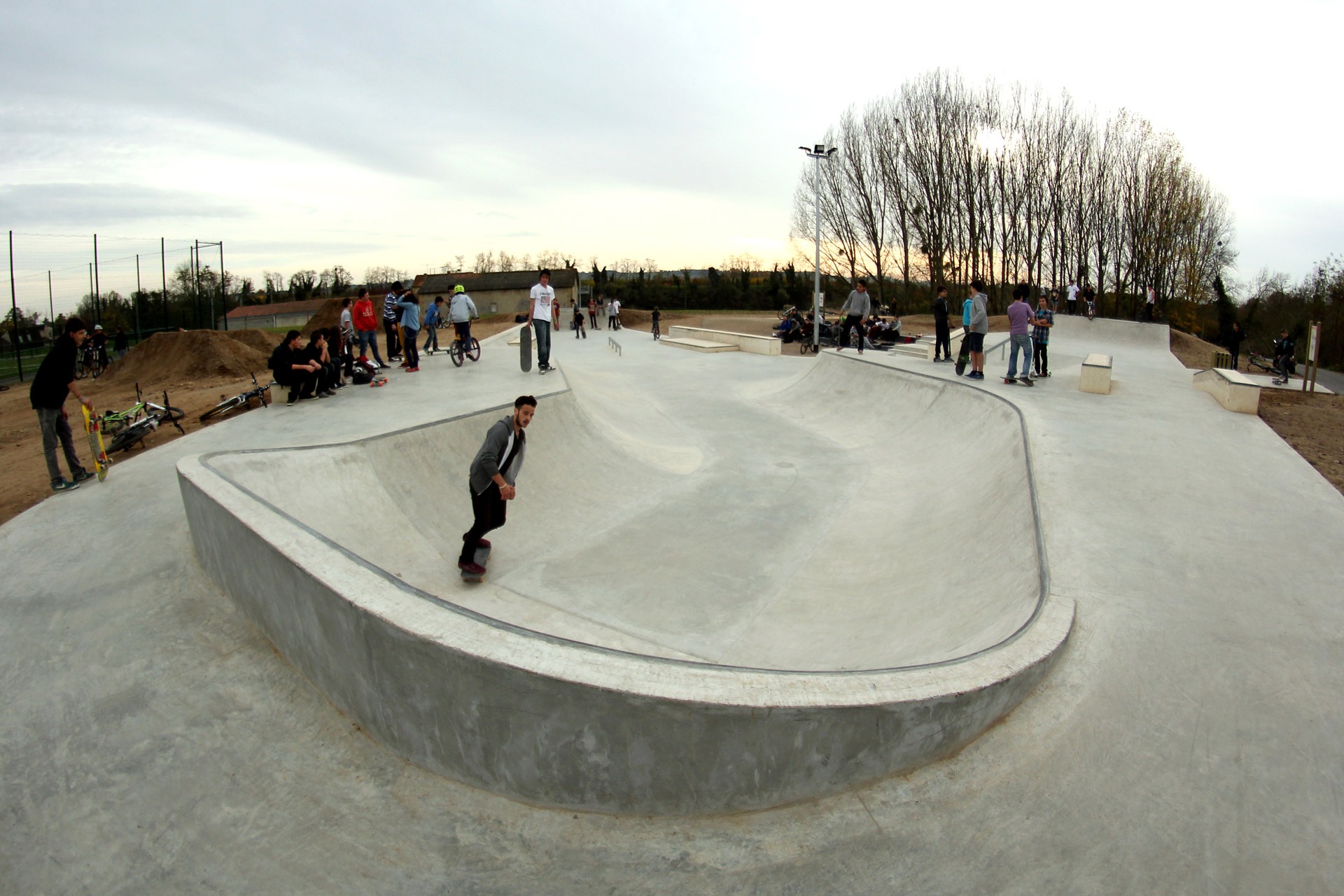 Le Barrage Bergerac Skate Spot