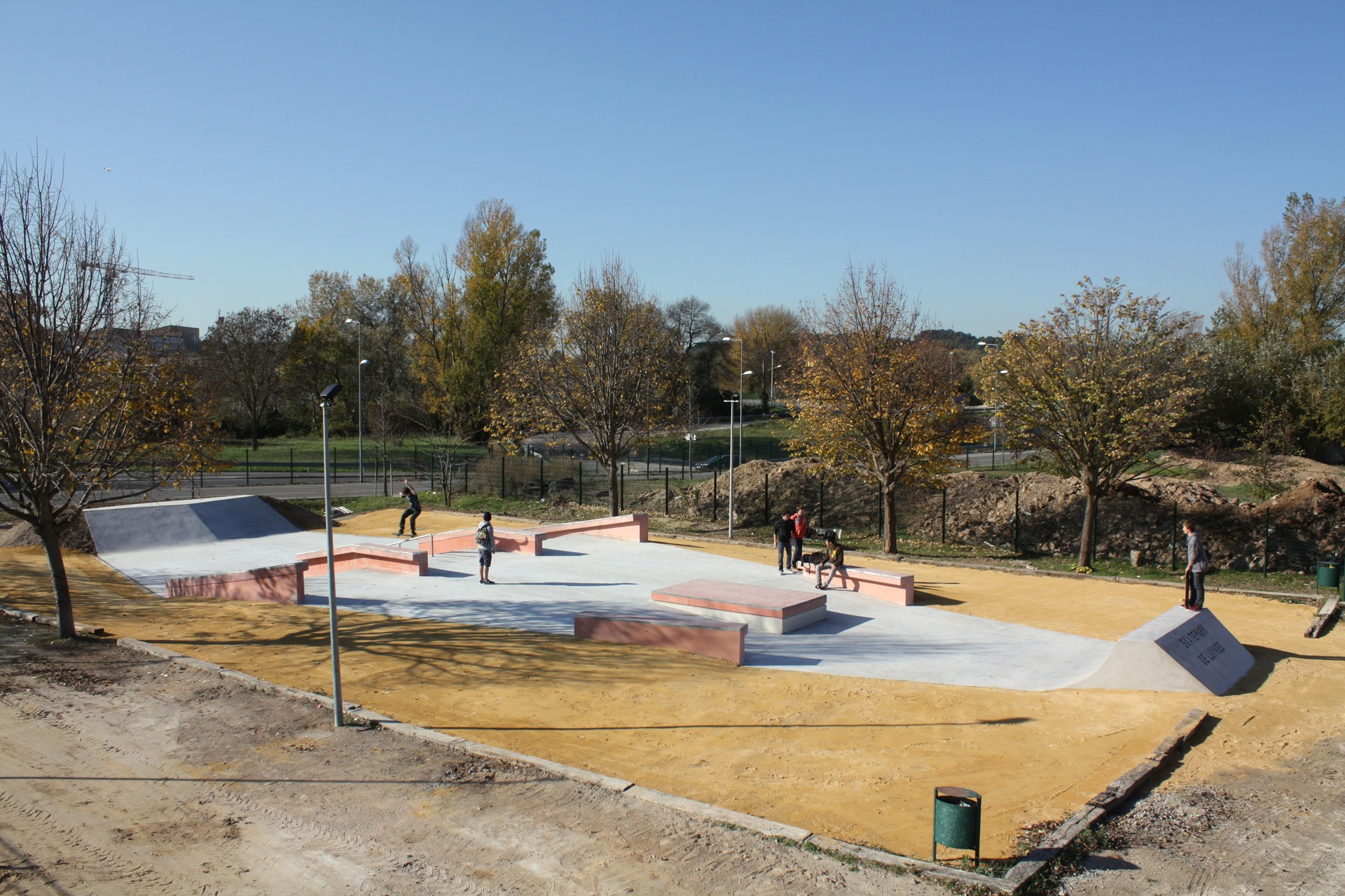 Luynes Aix en Provence Skate Spot