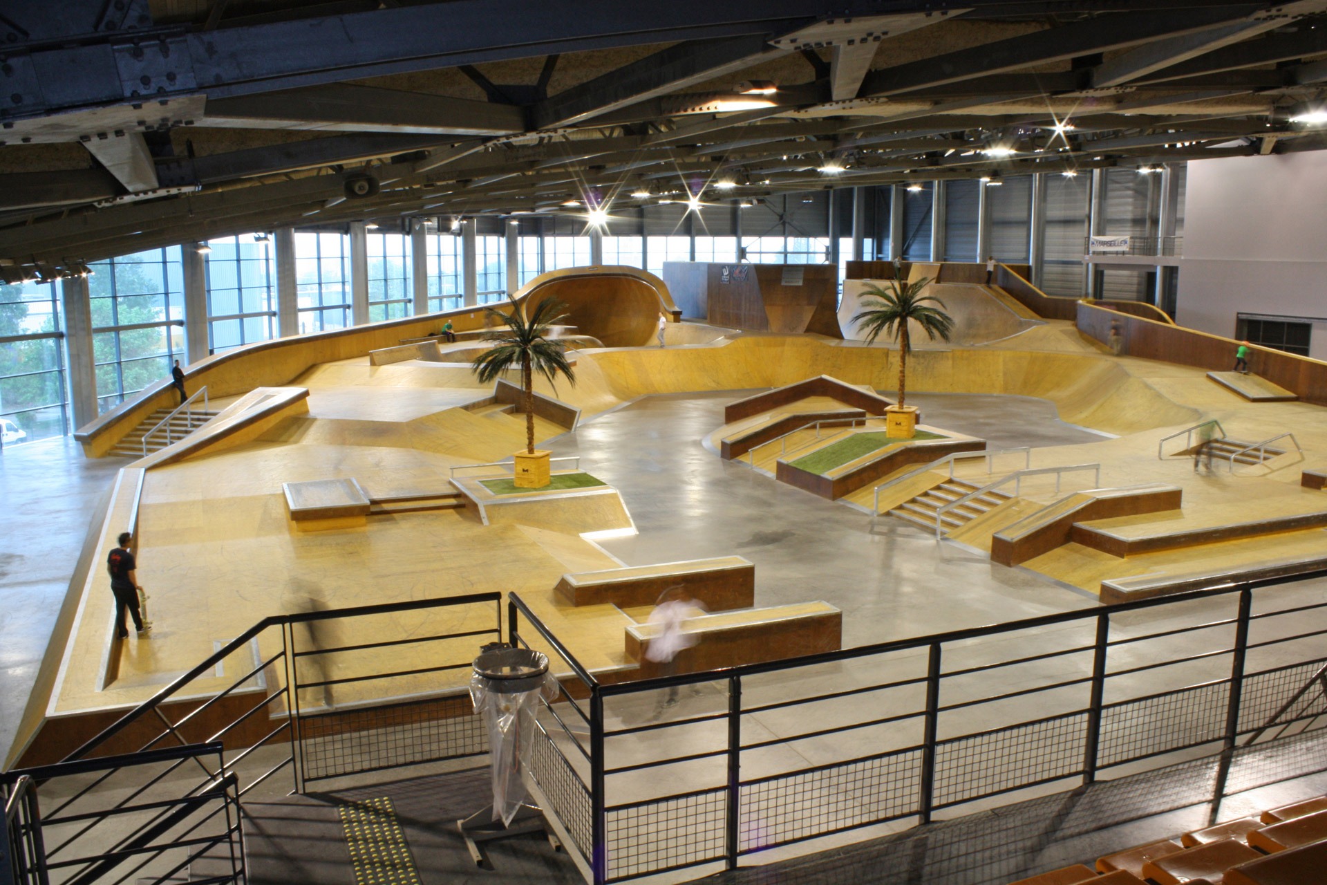 Palais Omnisports Marseille Skate Spot