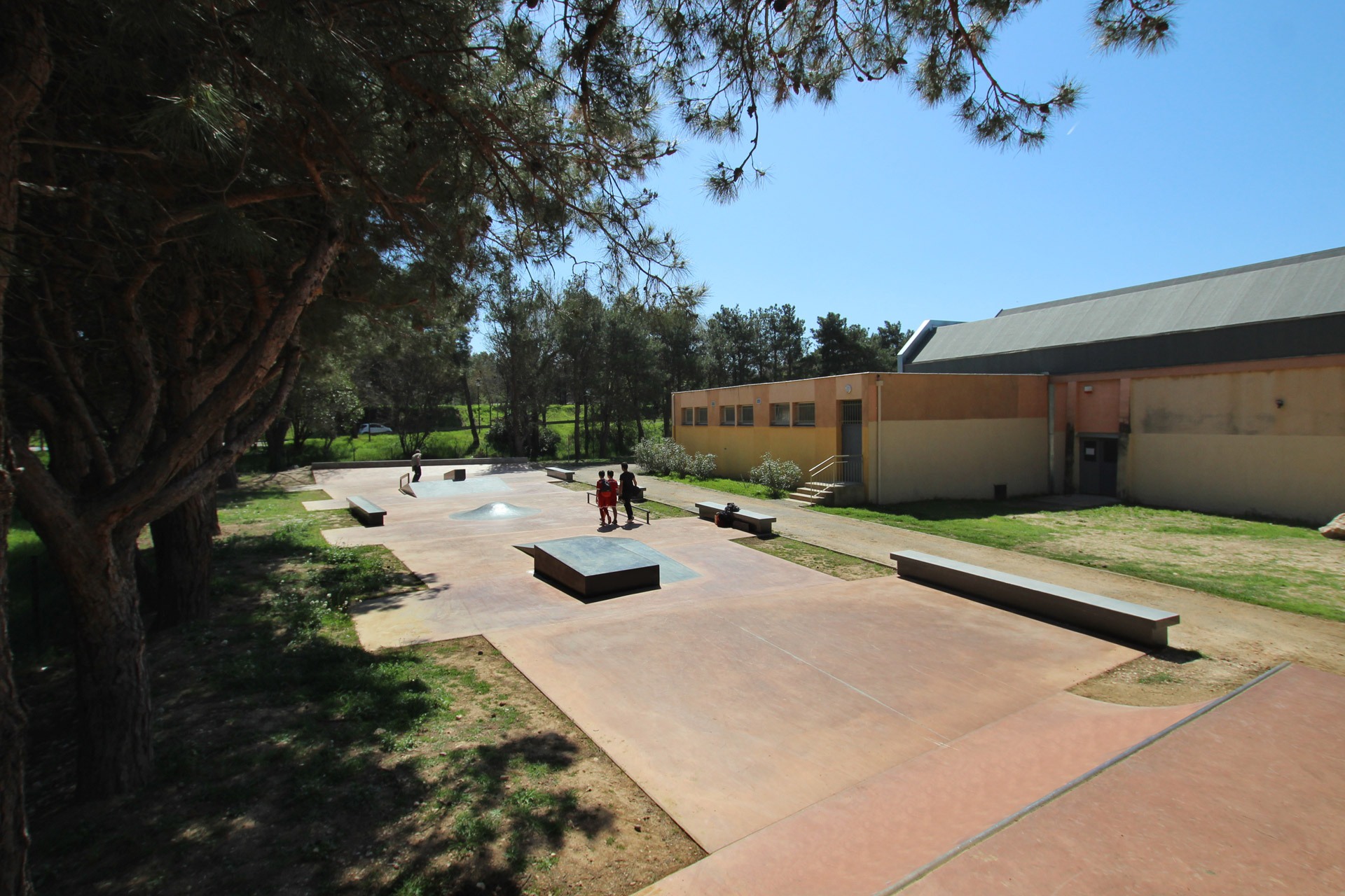 Les Milles Aix en Provence Skate Spot