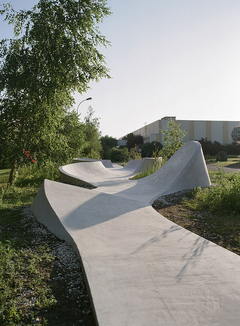 Galleria Continua Boissy le Châtel Skate Spot