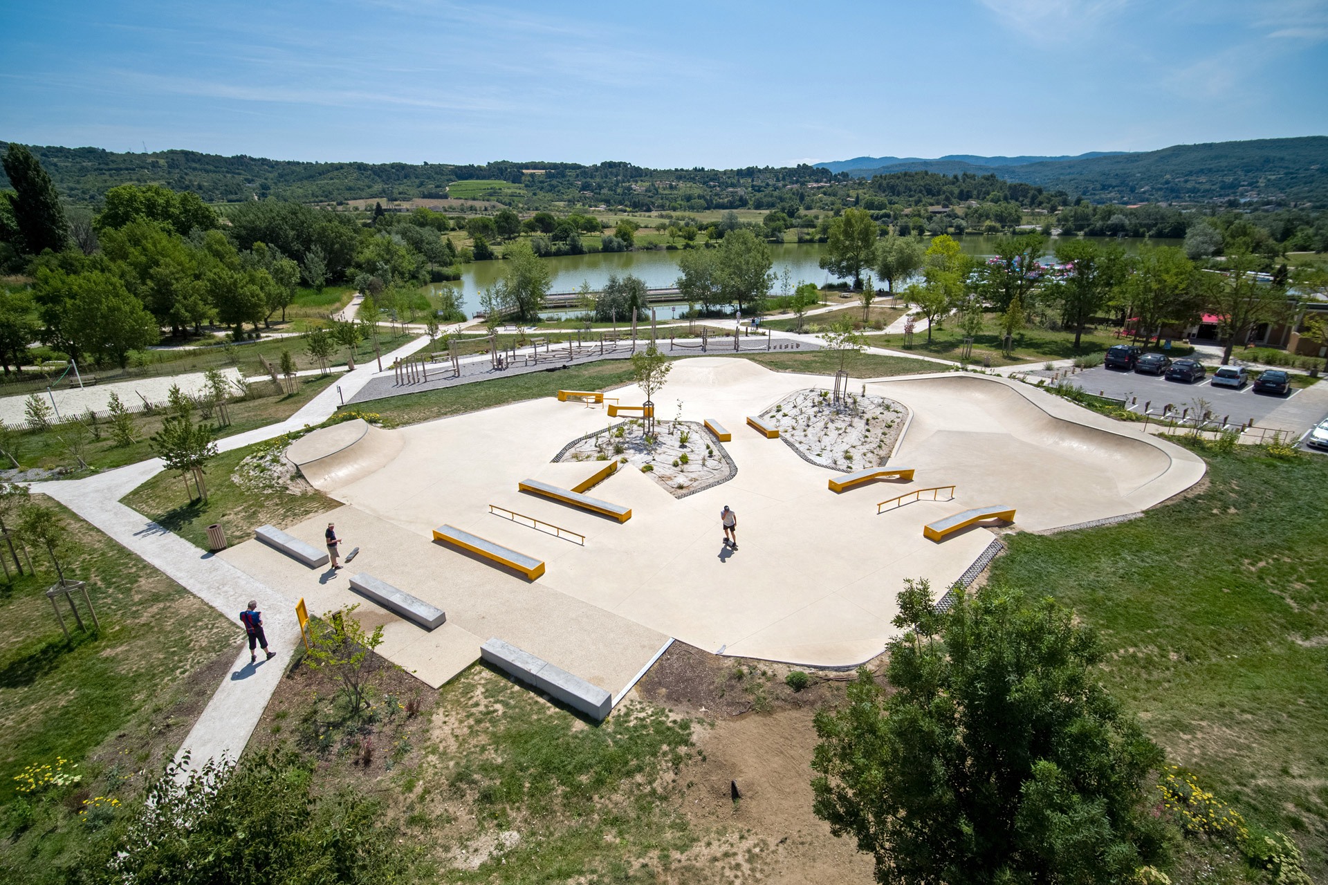 Plan d' Eau Apt Skate Spot