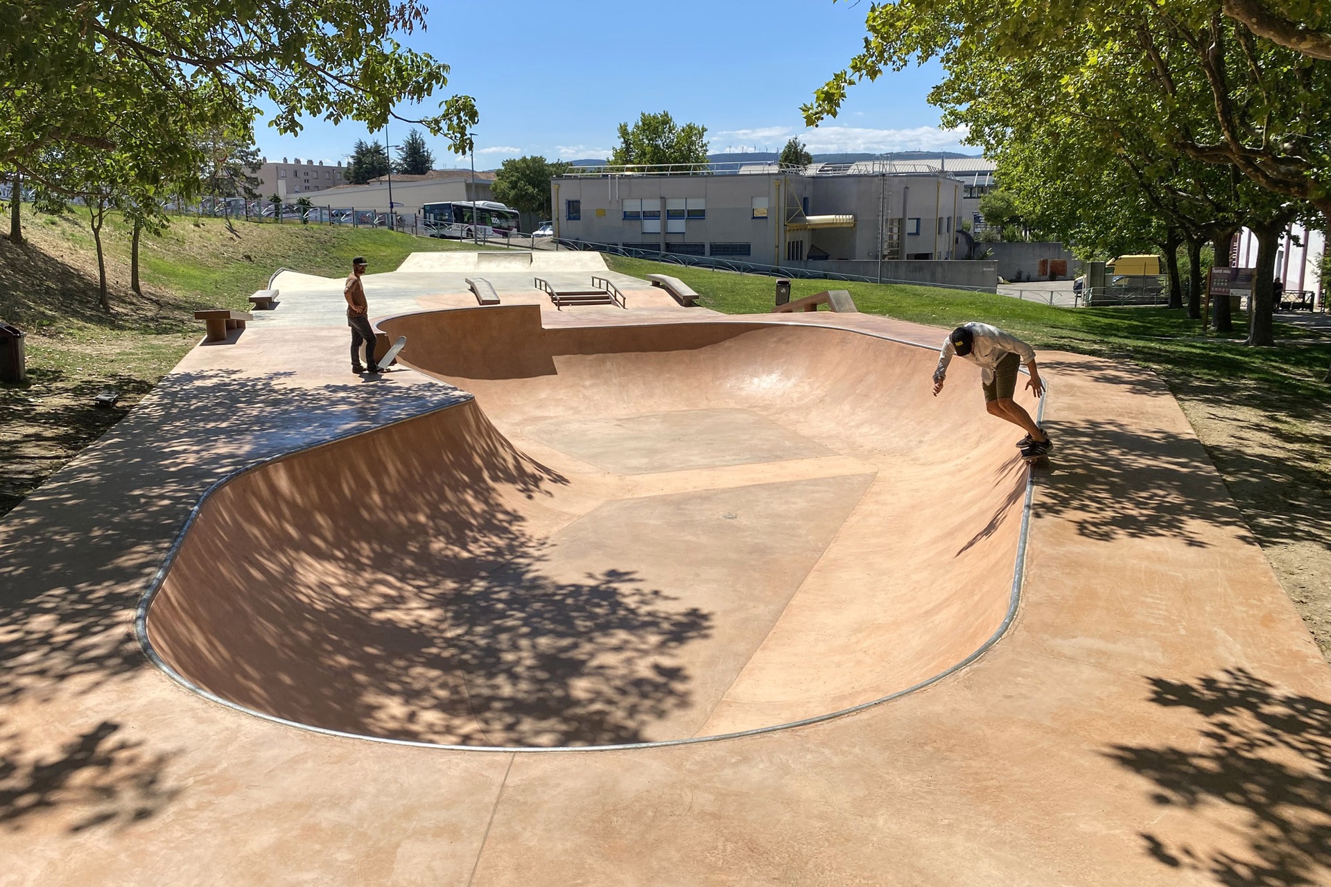 Parc Louis Aragon Portes lès Valence Skate Spot