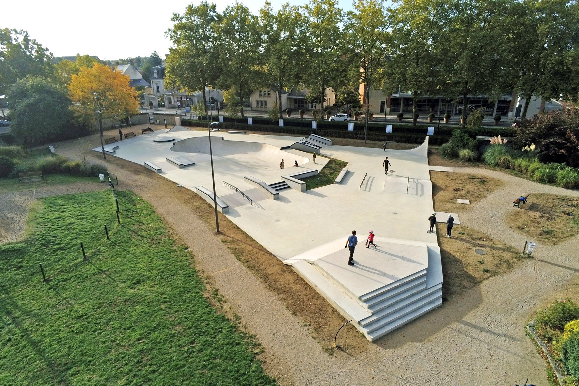 Parc du Poutyl Olivet Skate Spot