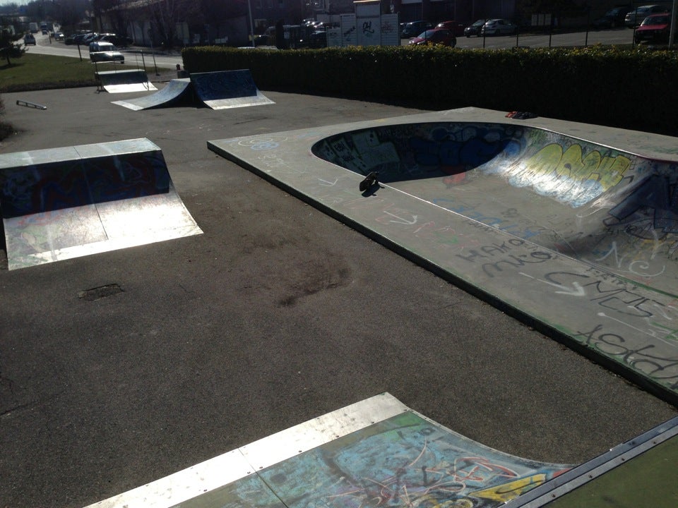 Cran Gevrier Annecy Skate Spot
