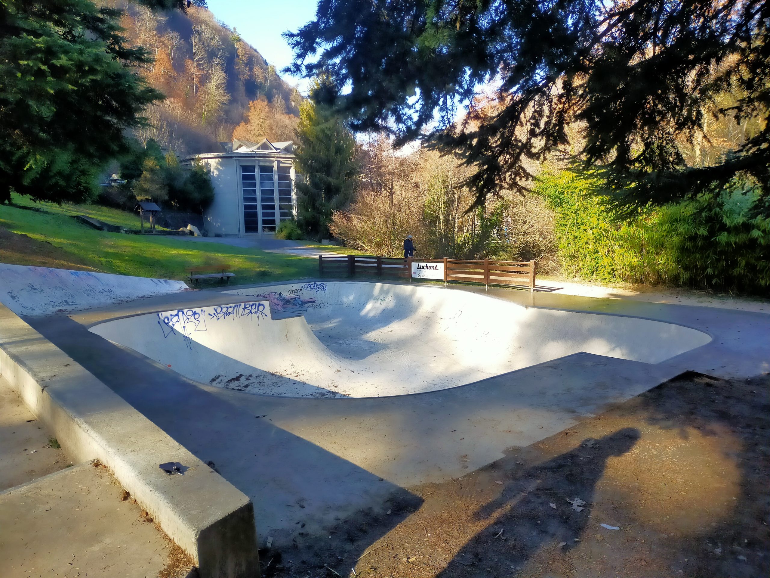 Quinconces Bagnères de Luchon Skate Spot