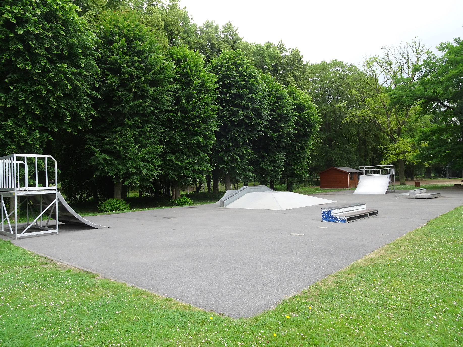 Stade Grante L' Isle Adam Skate Spot