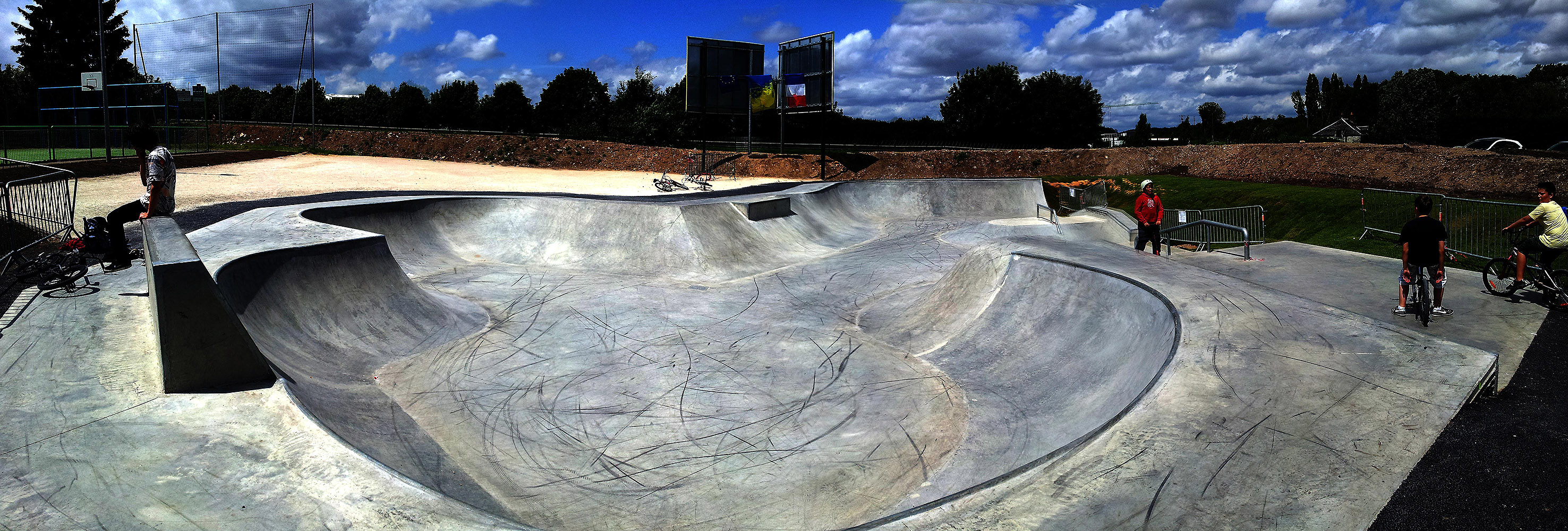 Base de Loisirs Ablis Skate Spot