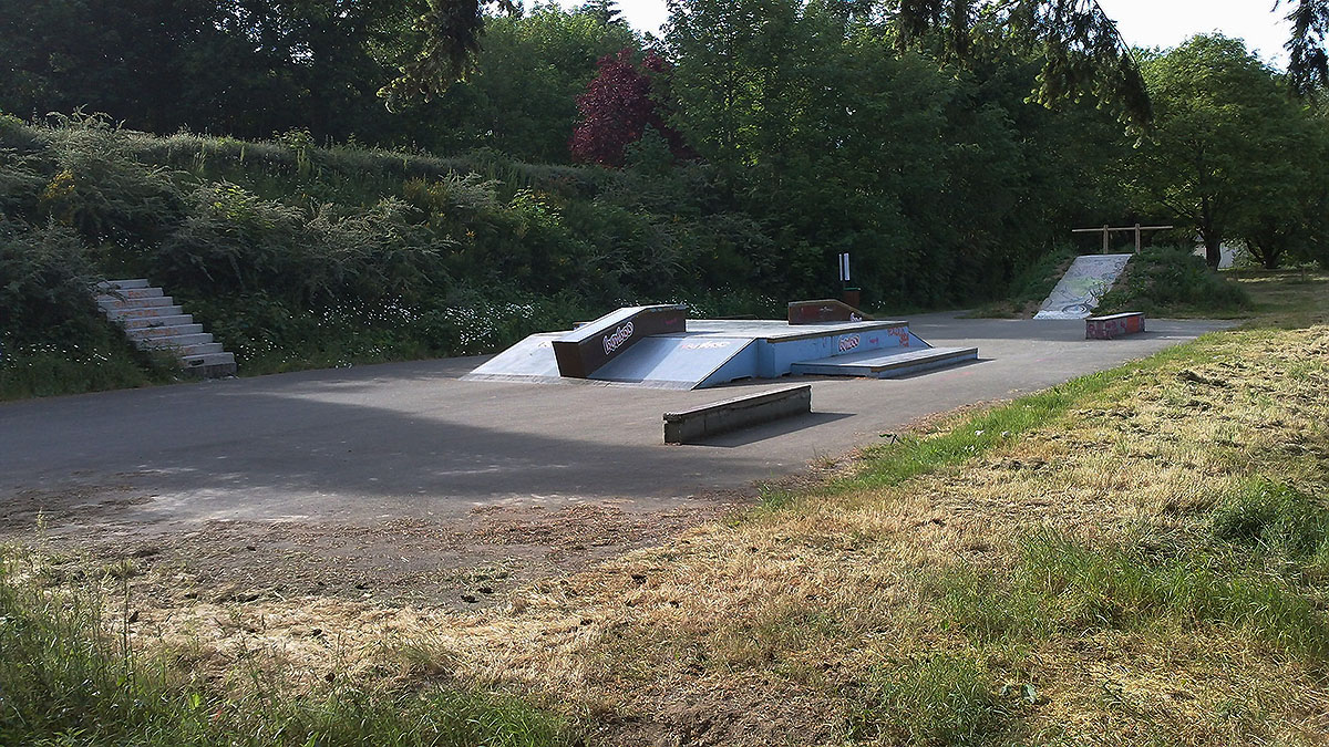 Le Pont Javron les Chapelles Skate Spot