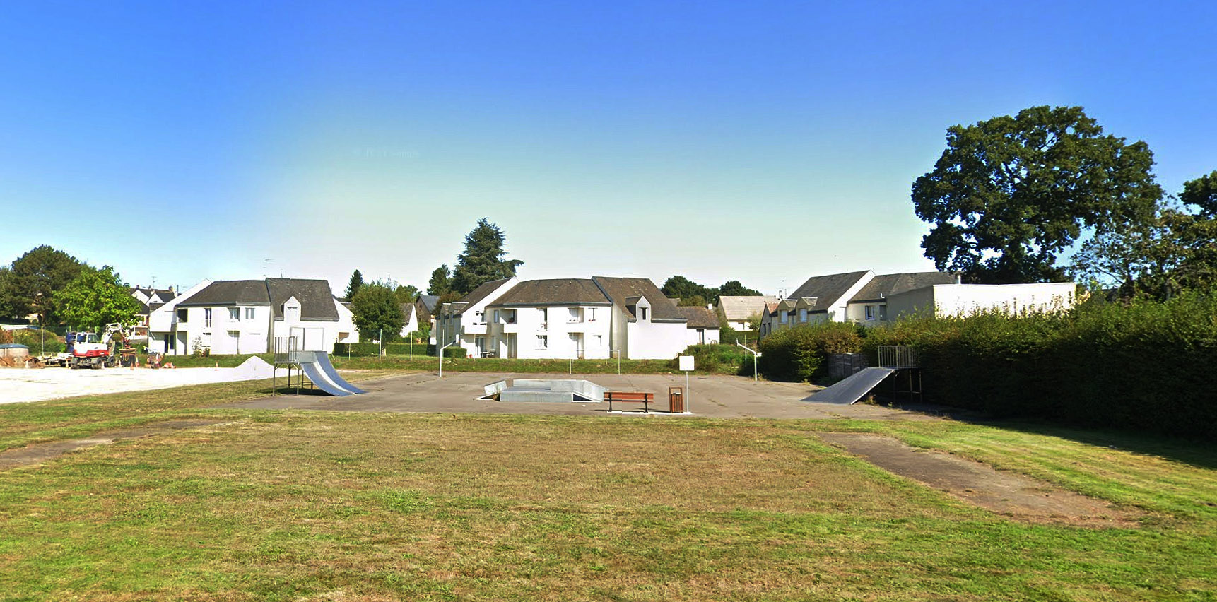 Collège Francis Lallart Gorron Skate Spot