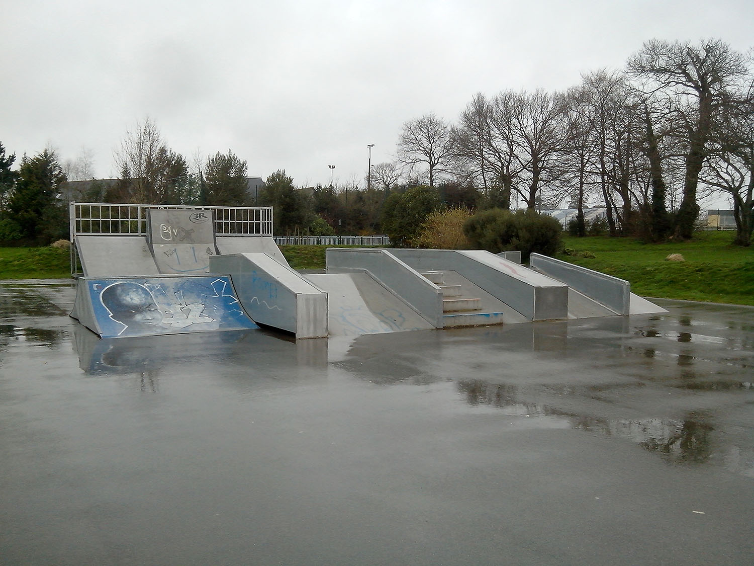 Complexe Ronsouze Ploërmel Skate Spot