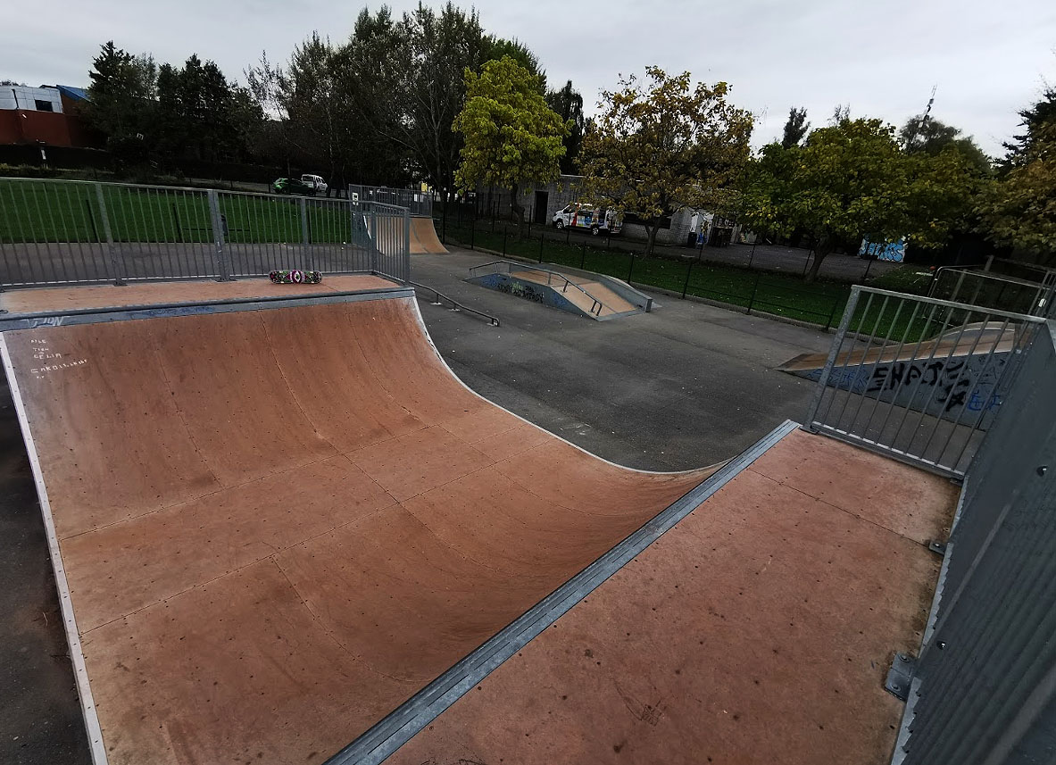 Furry Parc Linselles Skate Spot