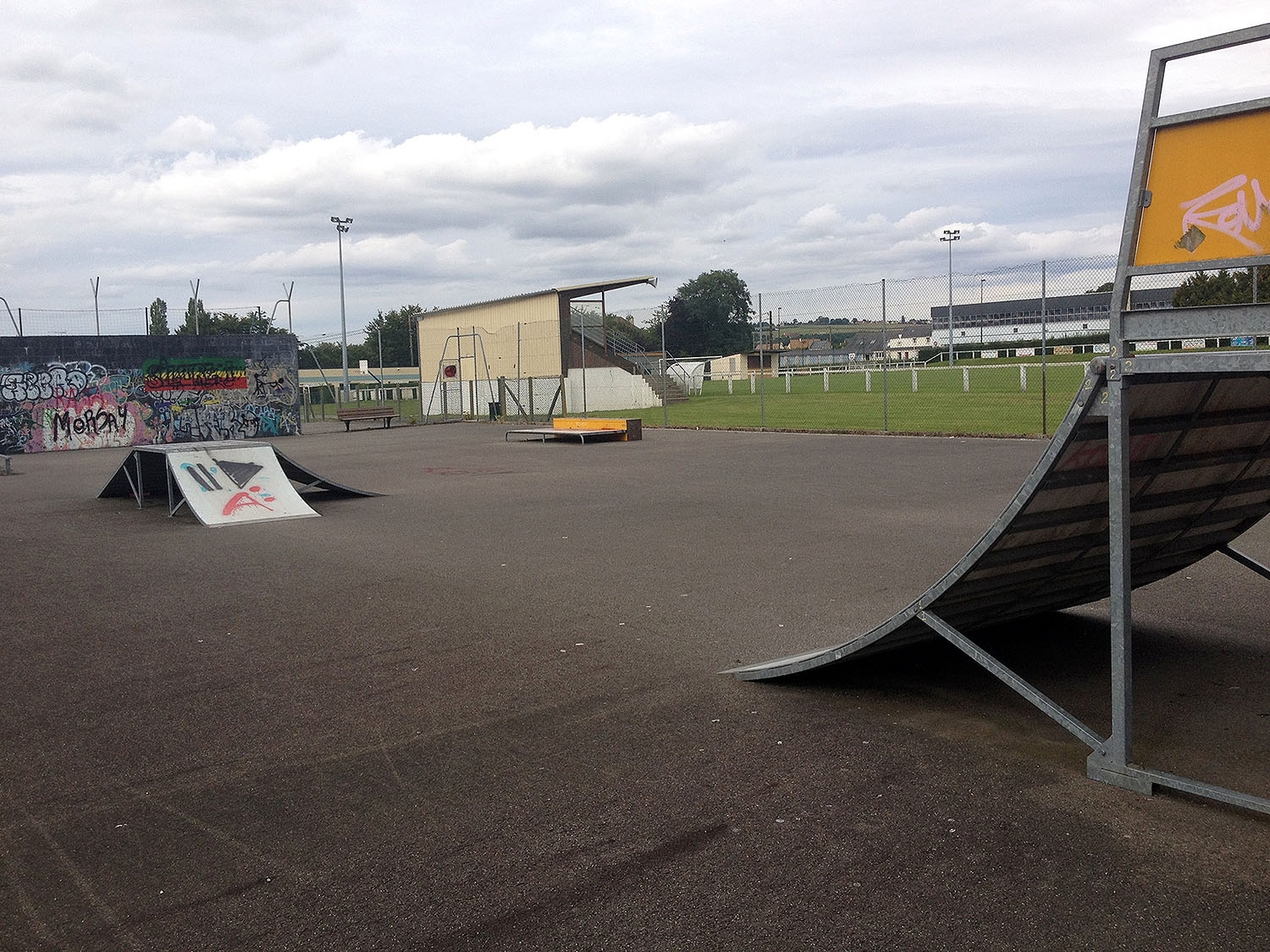 Stade Grenon Le Hom Skate Spot