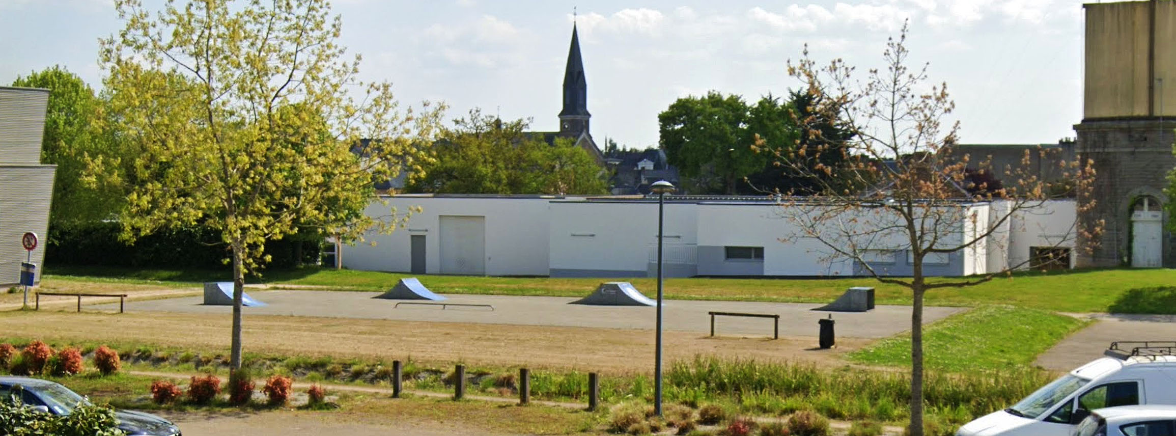 Cinéma Guer Skate Spot