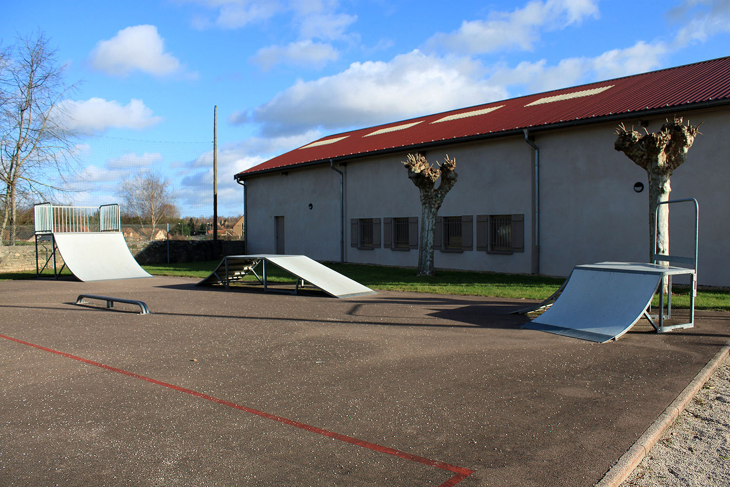 Ancienne Gare Simandre Skate Spot