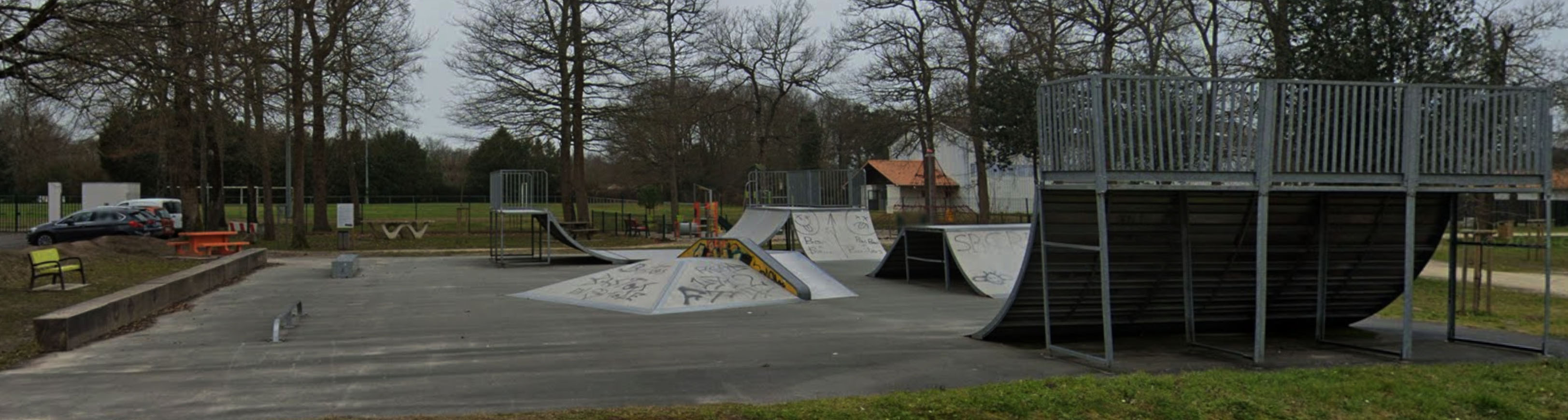 Salle Polyvalente Étaules Skate Spot