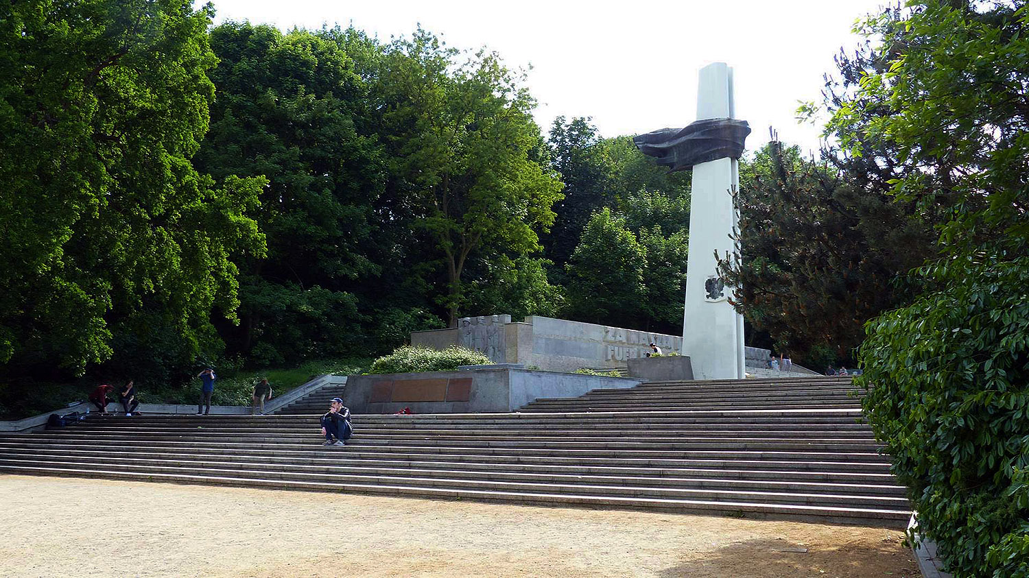 Polendenkmal Berlin Skate Spot