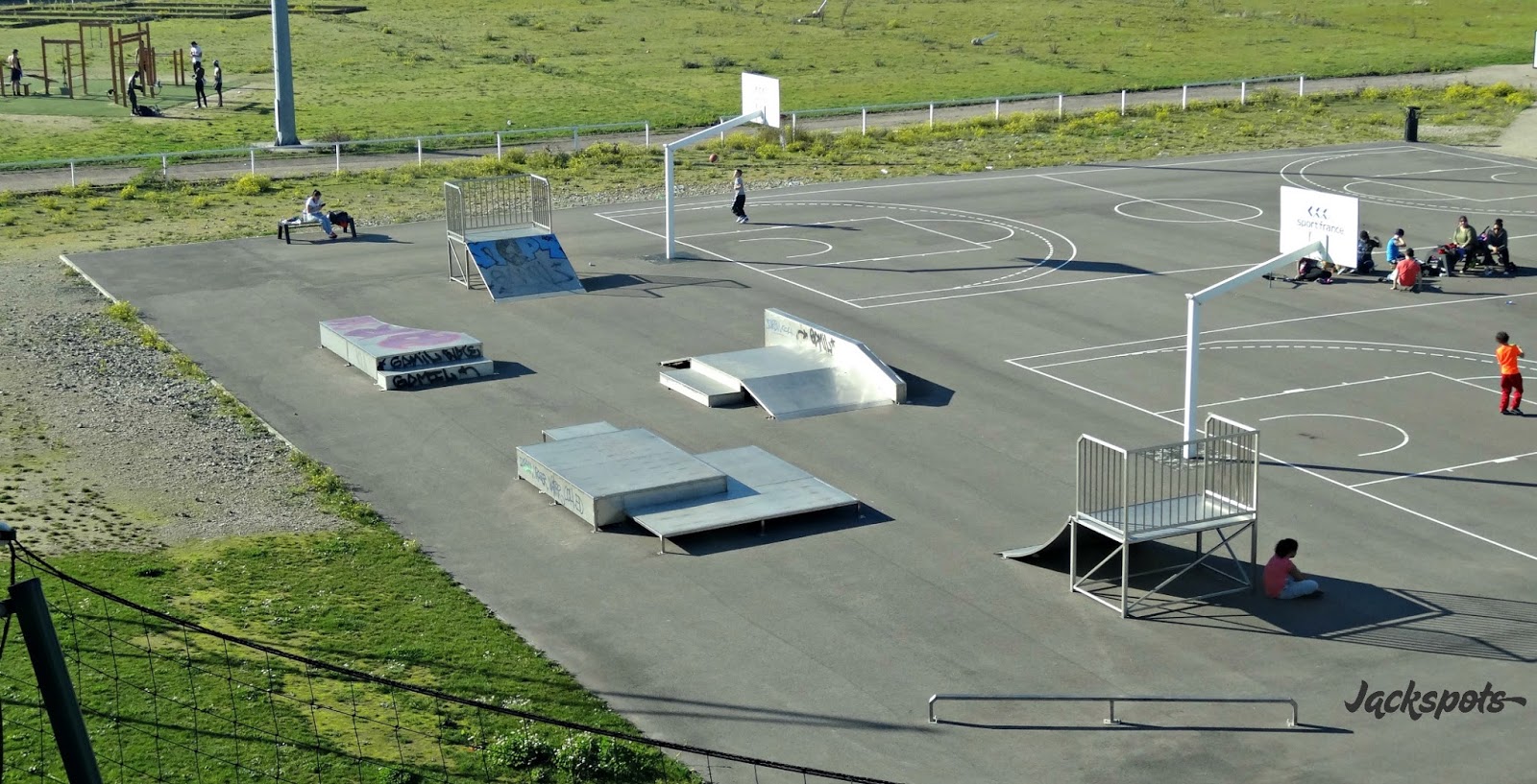 Gare Créteil Pompadour Créteil Skate Spot