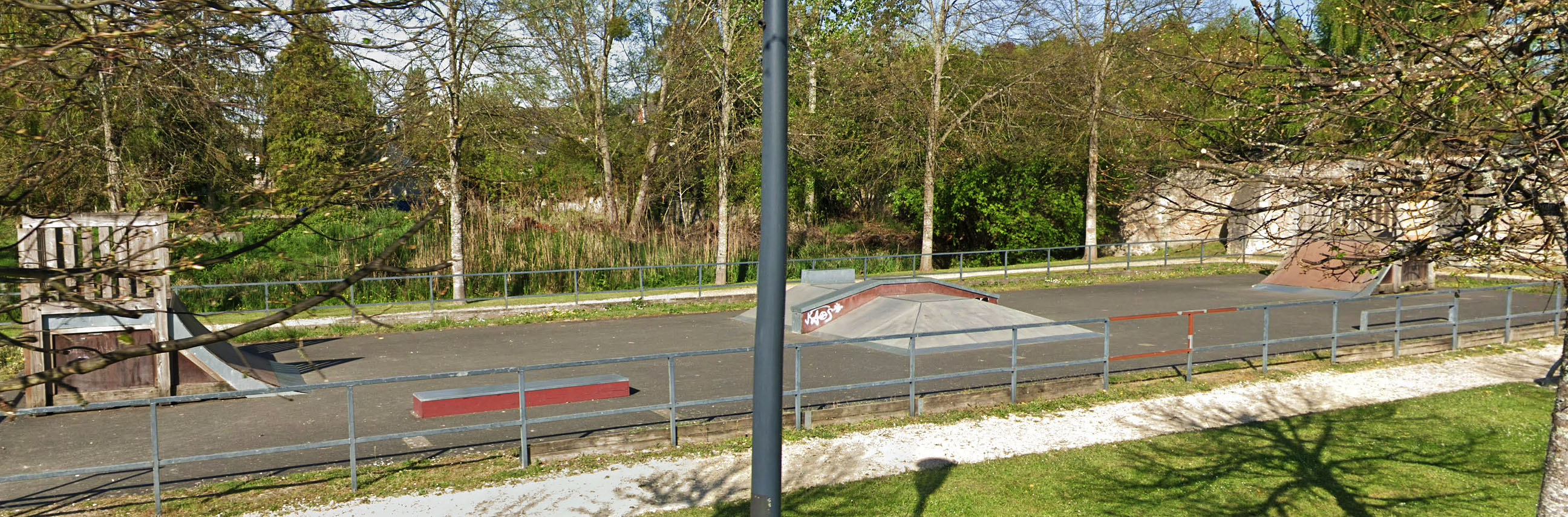 La Bienheureuse Luynes Skate Spot