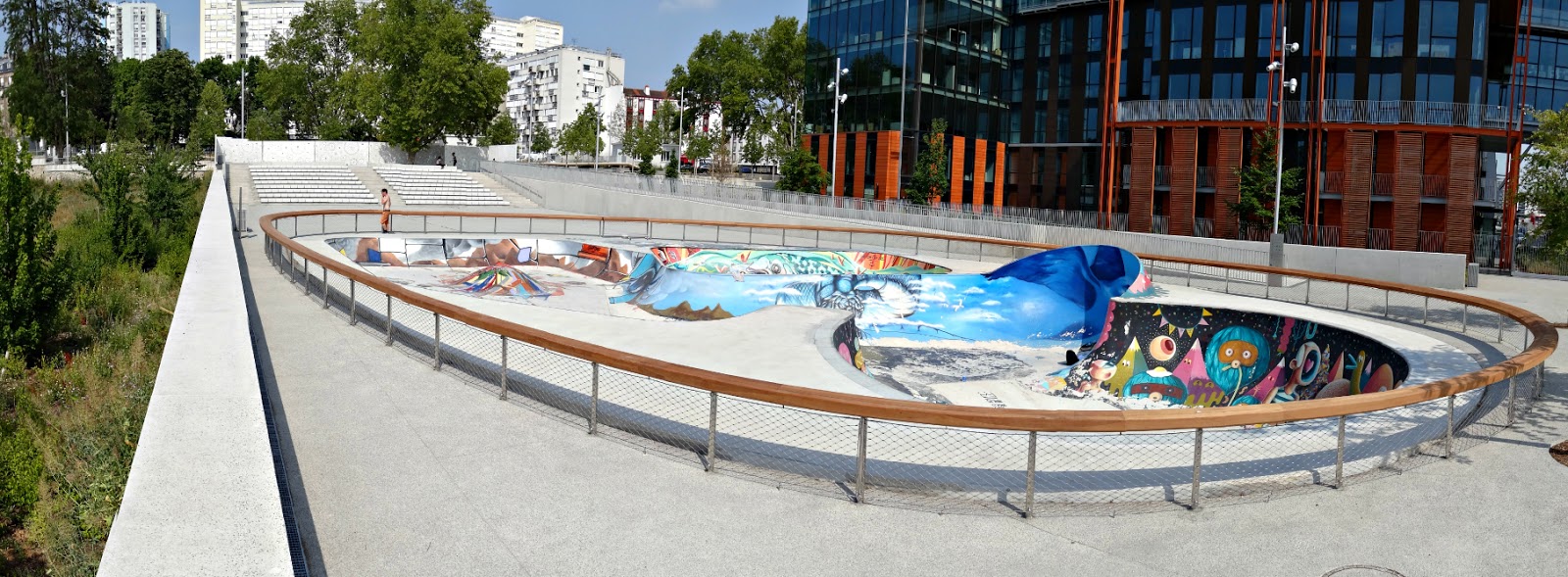 Grand Parc Saint Ouen sur Seine Skate Spot