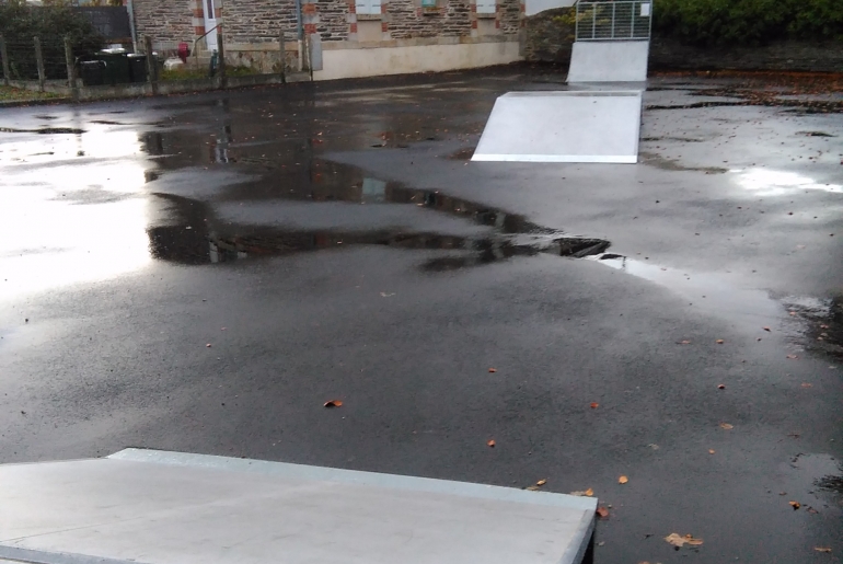 Le Coquelicot Pipriac Skate Spot