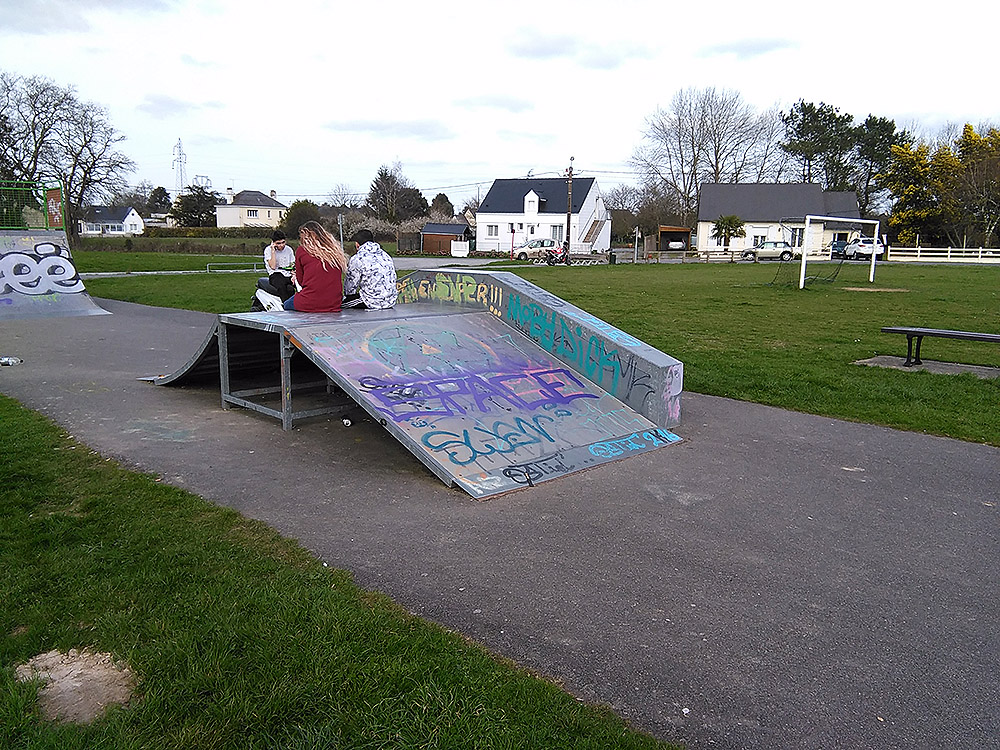 Collège La Fontaine Missillac Skate Spot