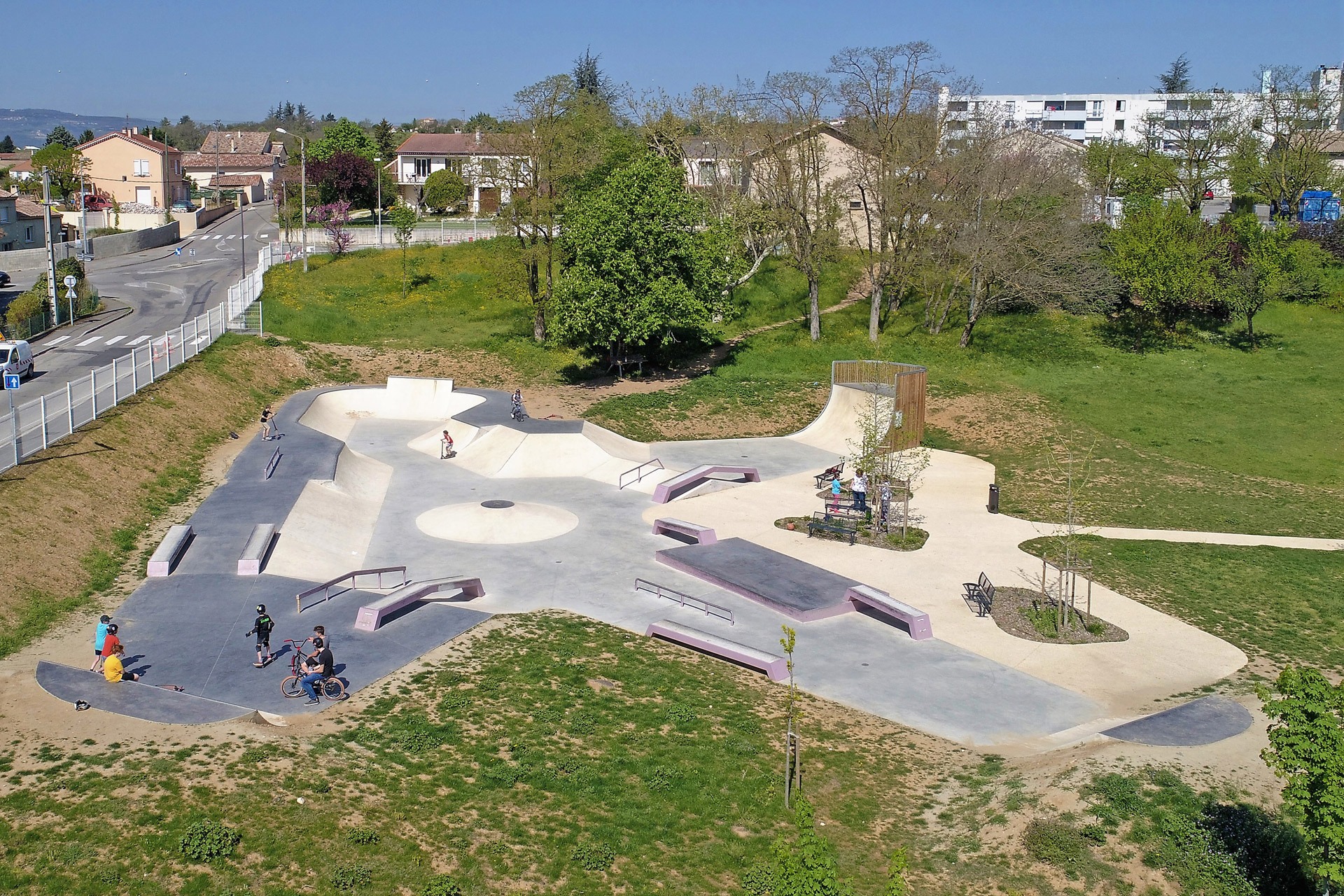 MJC Saint Marcel lès Valence Skate Spot