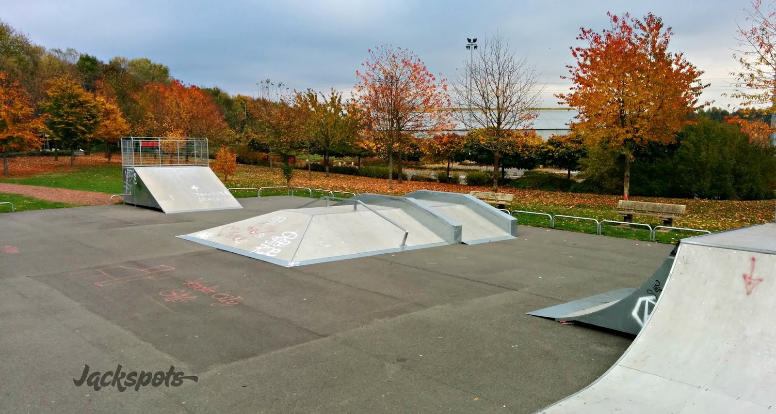 Bibliothèque Vendin le Vieil Skate Spot