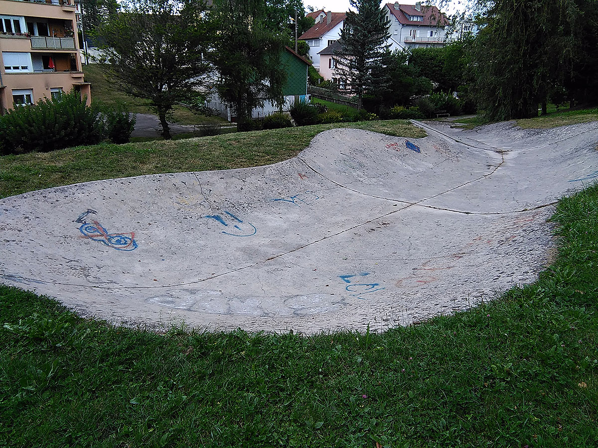 Promenade de l' Ain Champagnole Skate Spot