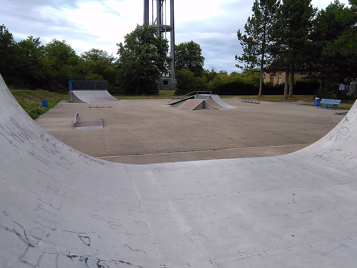 Le Chateau d' Eau Wittelsheim Skate Spot
