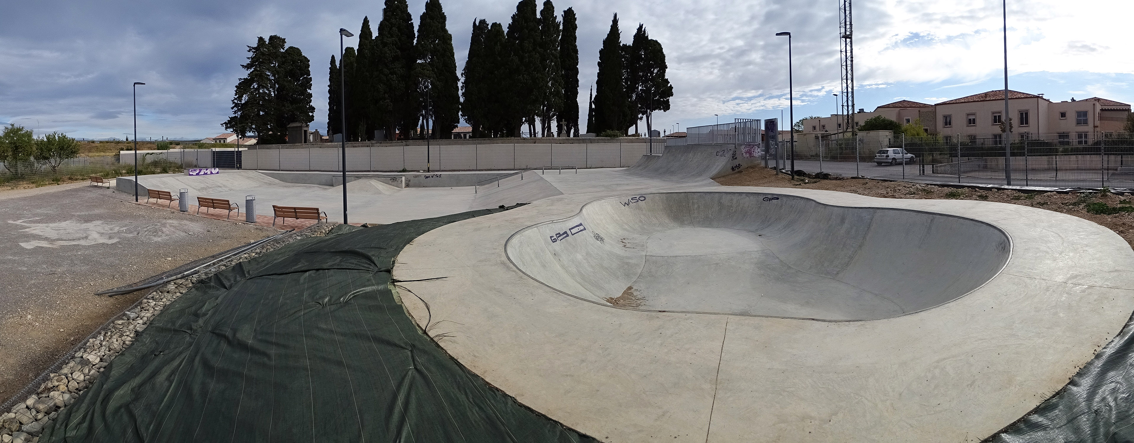 Cimetière Vic la Gardiole Skate Spot