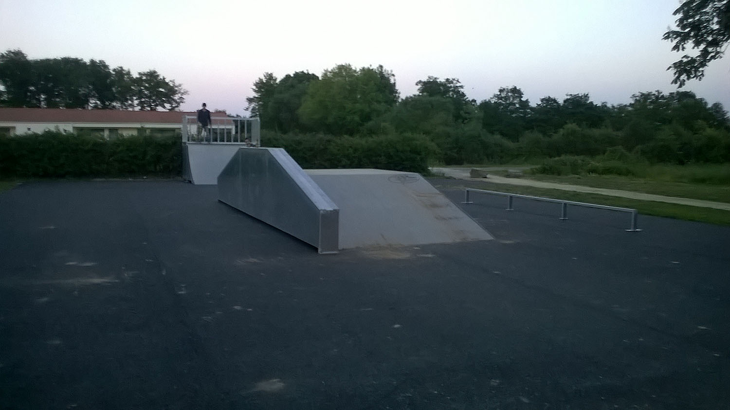 Espace Magnolias Montaigu-Vendée Skate Spot