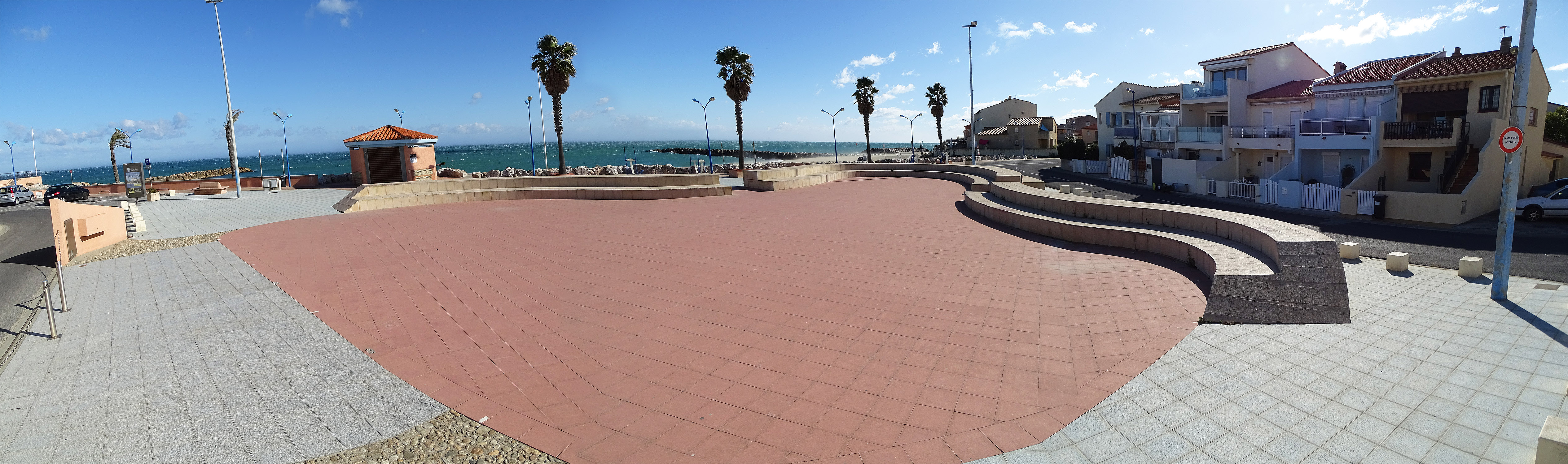 Place Sauveur Sourribes Sainte Marie la Mer Skate Spot