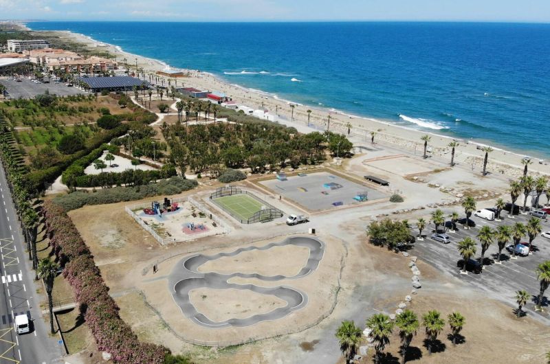 Espace Sportif Sainte-Marie-la-Mer Skate Spot