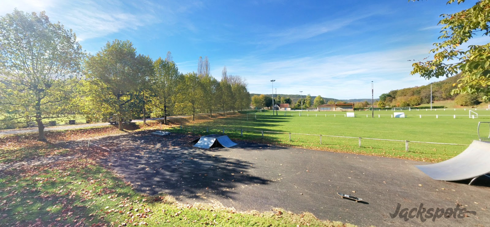 Stade Saint Germain du Bel Air Skate Spot